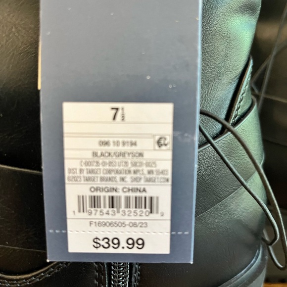 Women’s Greyson Combat boots by Universal Thread. - Picture 8 of 10